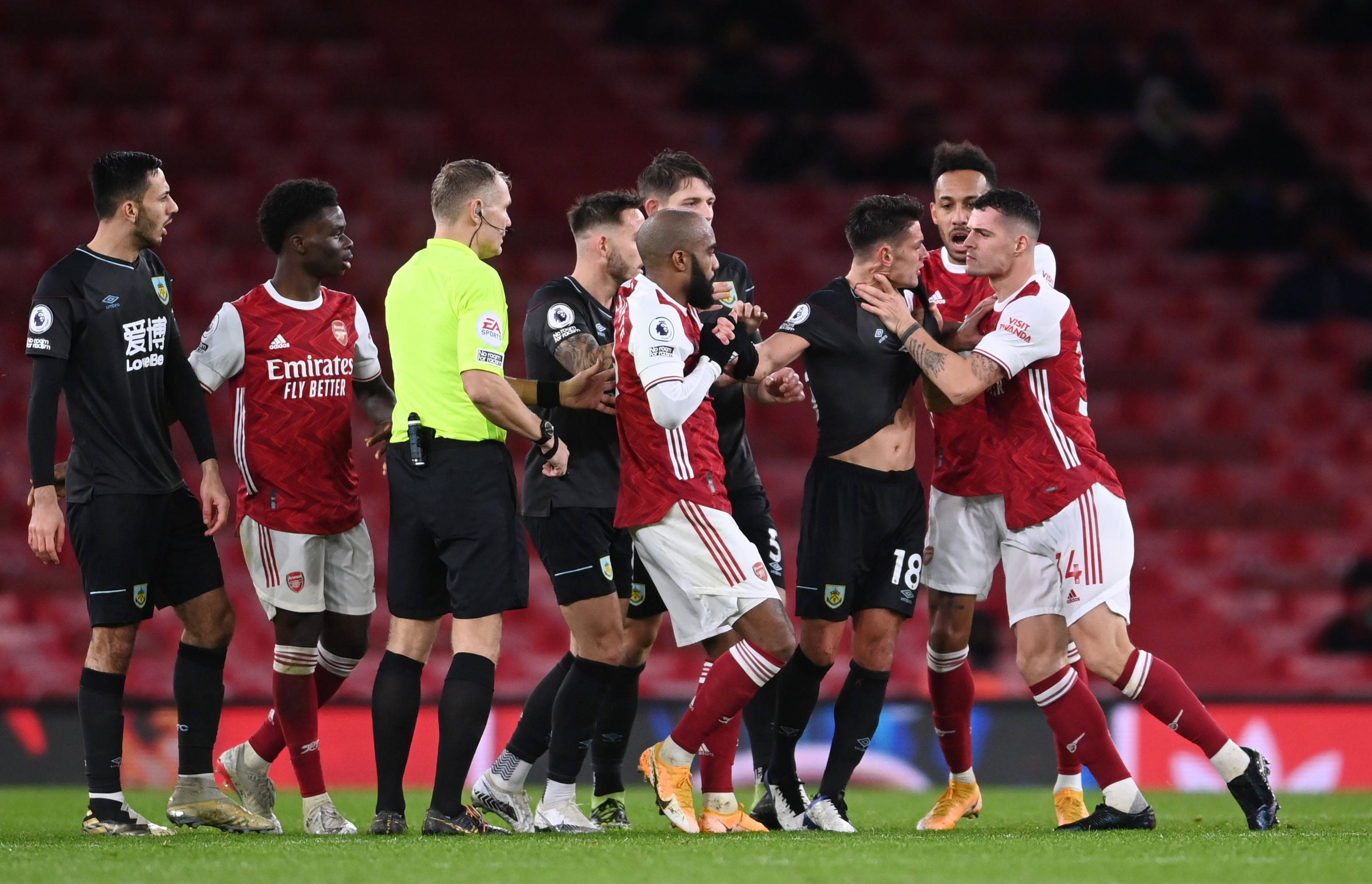 贝尔哈特致 贝尔哈特致